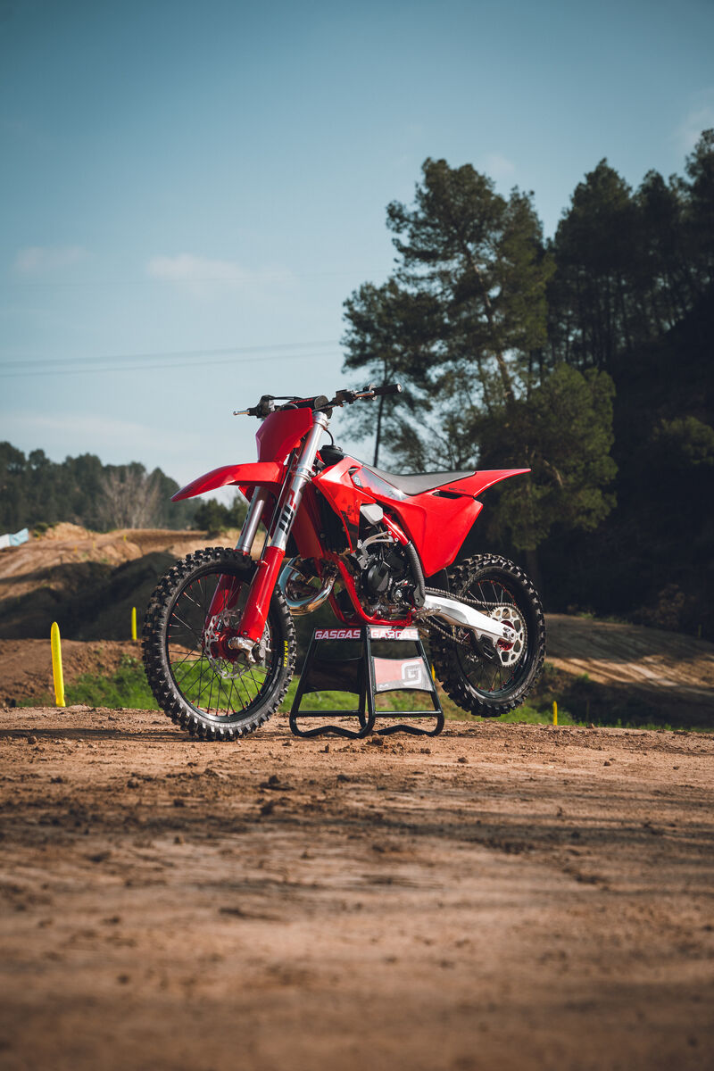 108091_GASGAS _ Motocross _ Family Pictures _ 2026 _ Static (1)