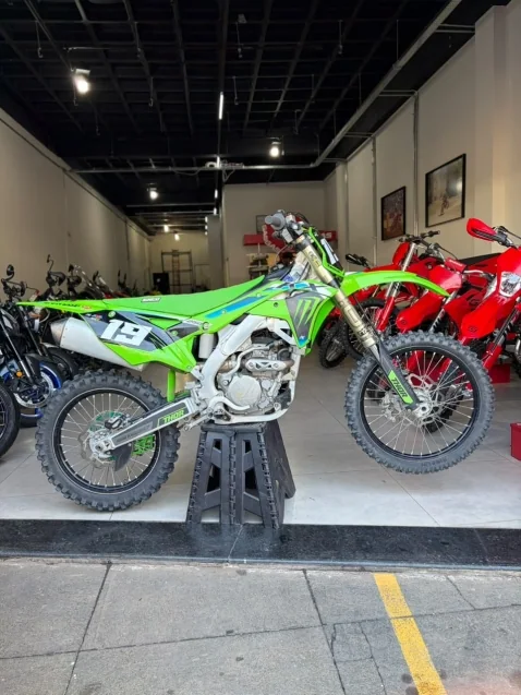 Kawasaki kxf 250 F — GasGas Tecar BH