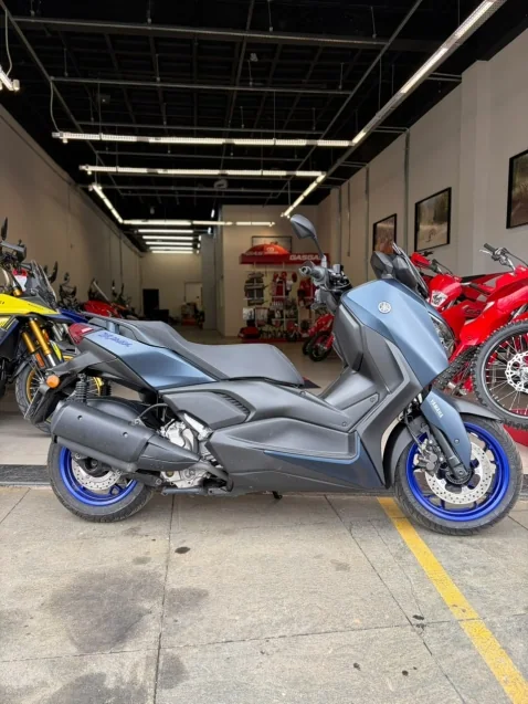 Yamaha xmax 250 — GasGas Tecar BH